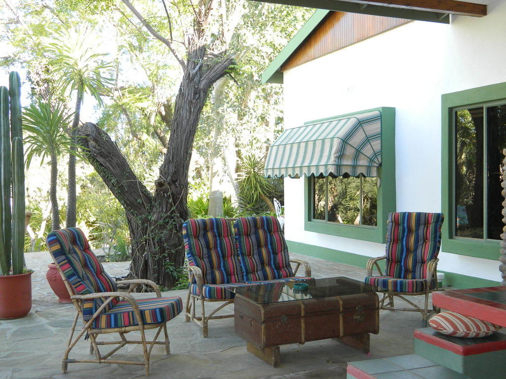 Corona Guest Farm Eksteriør billede